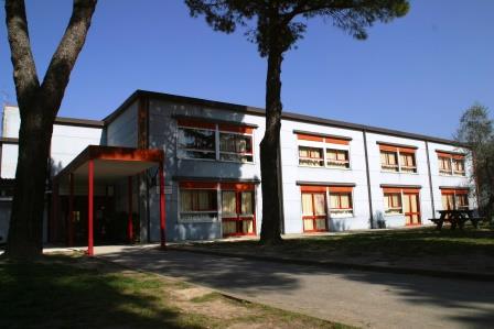 facciata della scuola primaria Puccini
